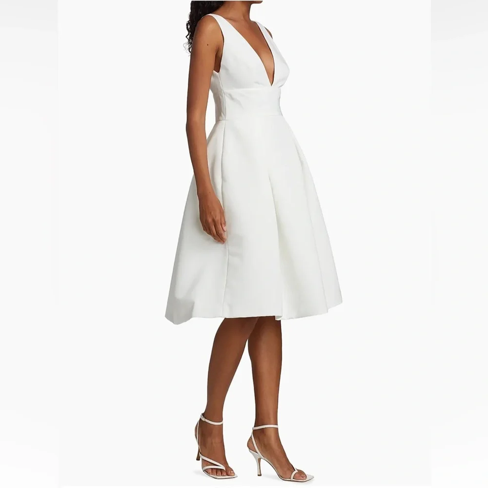 Amsale Faille Deep V-Neck Dress Size 6 NWT - Picture 3 of 9